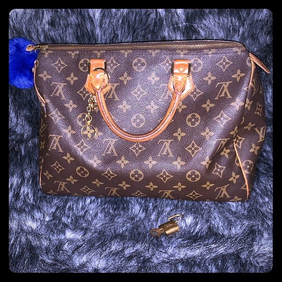 Louis Vuitton Handbags - 🚫(SOLD) Authentic Vintage Louis Vuitton Speedy 30